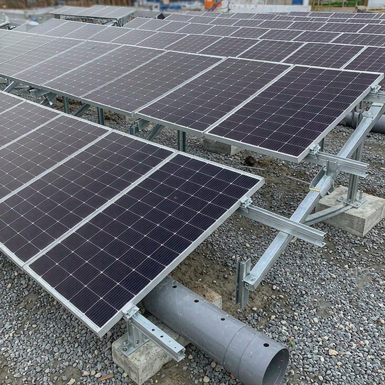 Sistema de inclinación fija frente a sistema de seguimiento: comparación de rendimiento y coste - detalles de instalación
