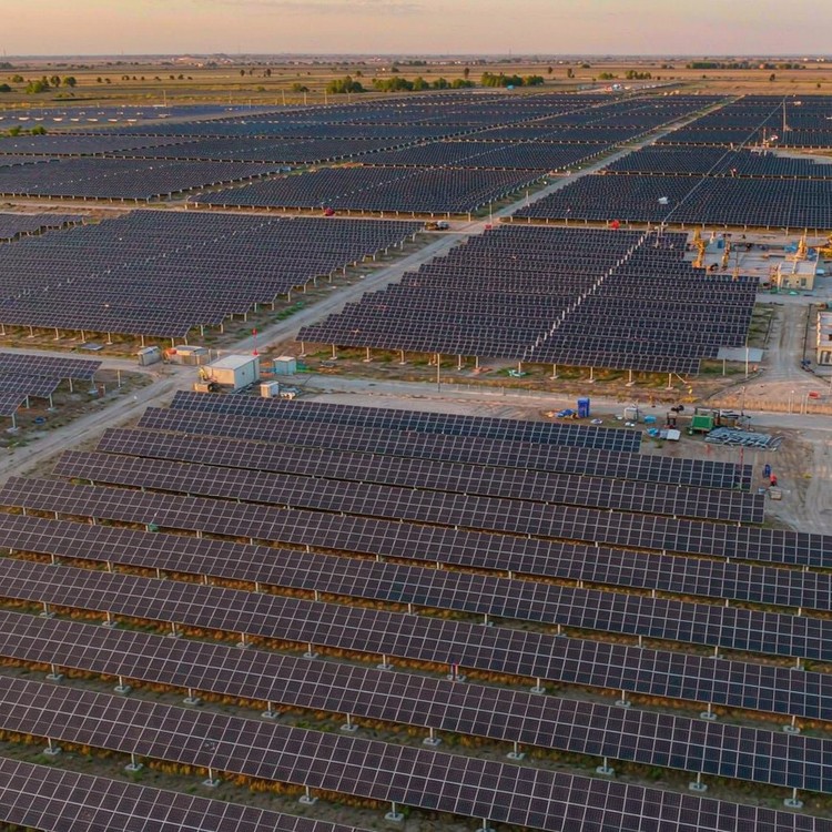 Plain solar farm racking structure solar PV plant - aerial site view